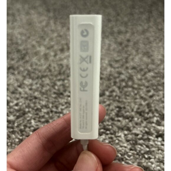 GENUINE Apple A1277 USB Ethernet Adapter MC704LL/A Connector - Picture 3 of 4